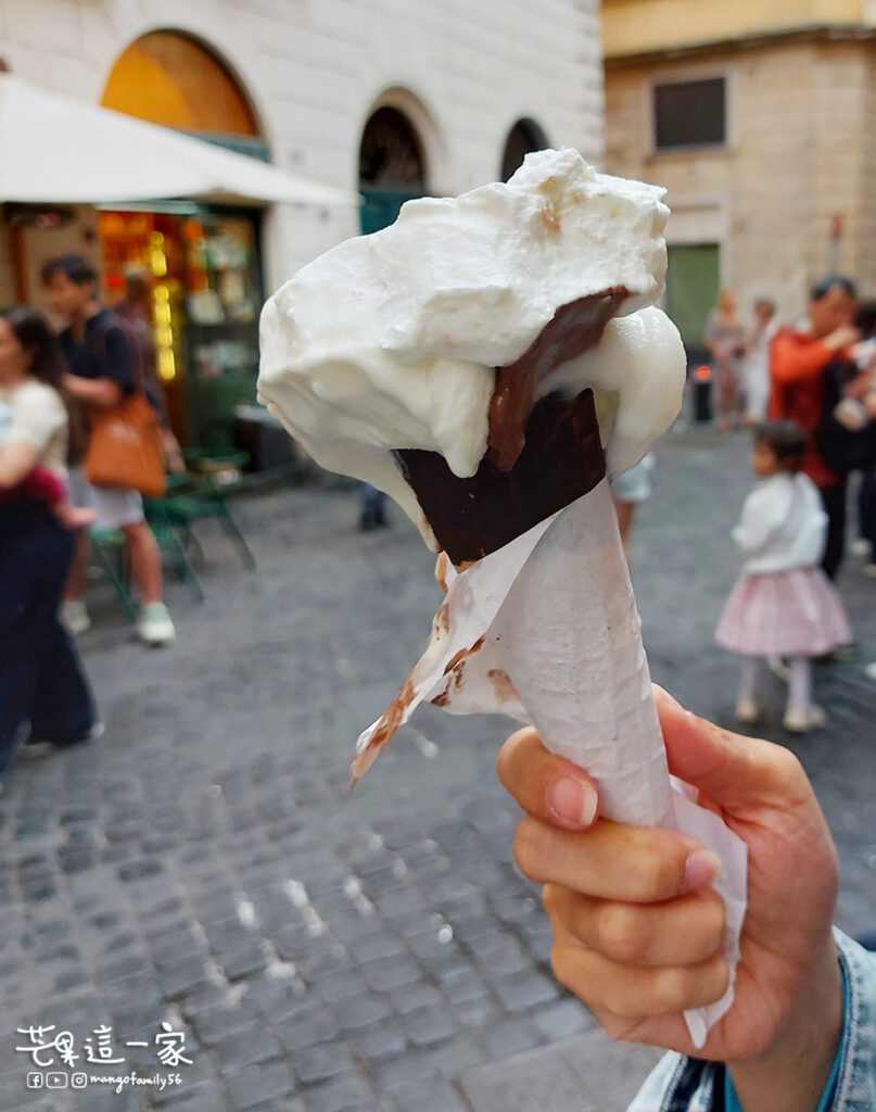 義大利必吃｜教宗都愛的羅馬冰淇淋店．Gelateria Giolitti喬立提冰淇淋！