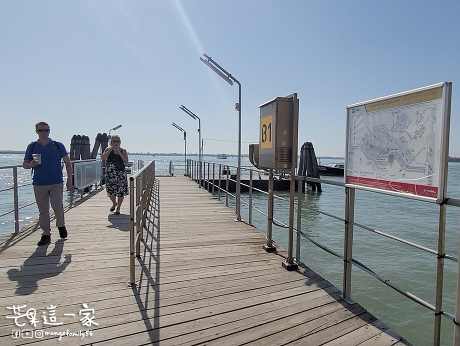 義大利自由行｜威尼斯彩色島玻璃島一日遊｜威尼斯搭船交通與景點攻略！